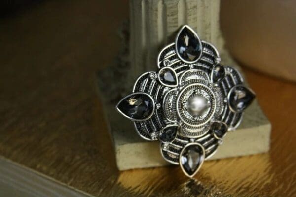 1418 Madam Coco Fancy Vintage Silver Tone Brooch - Image 4