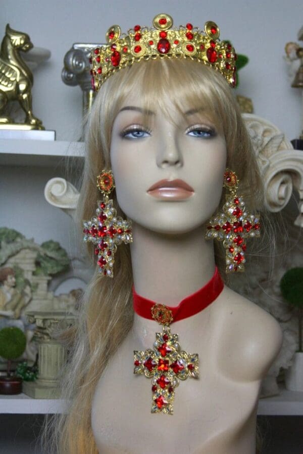 1467 Total BAroque Filigree Metal Red Crystal Tiara Crown - Image 2