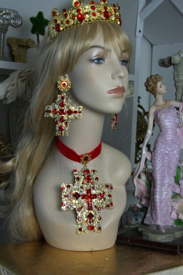 1467 Total BAroque Filigree Metal Red Crystal Tiara Crown - Image 3