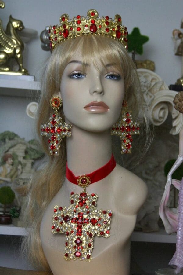 1467 Total BAroque Filigree Metal Red Crystal Tiara Crown - Image 6