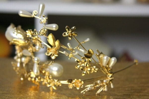 1542 Baroque Huge Pearl Flower Headband Tiara - Image 6