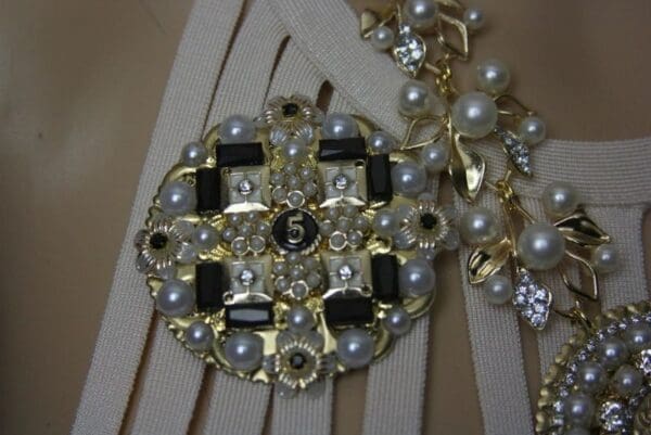 SOLD! 1689 Madam Coco Number 5 Rounded Huge Brooch - Image 6