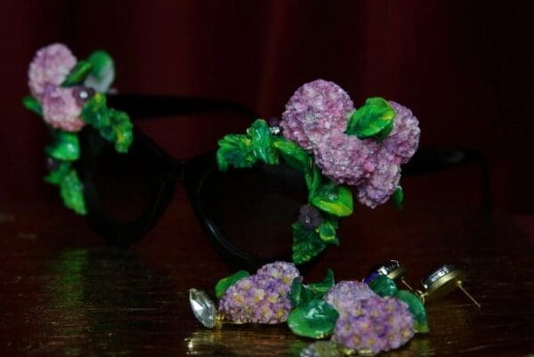 1978 Hydrangea Double Side Hand Painted Embellished Cat Eye - Image 8