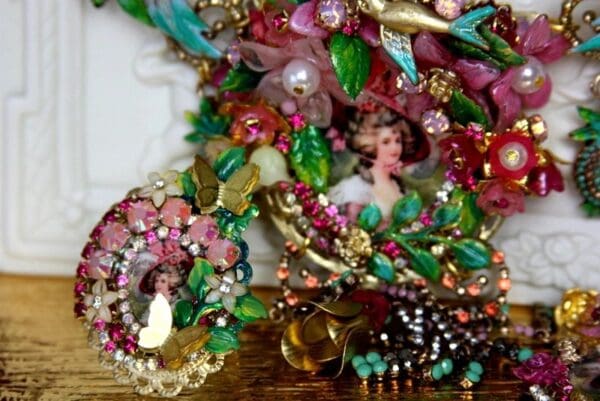 A close up of some jewelry on display