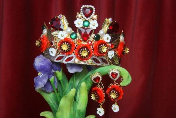 SOLD! 3169 Set Of Baroque Red Rose Leaf Crystals Crown+ Earrings - Image 2