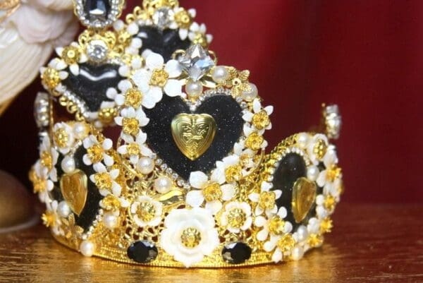3183 Set Of Baroque Red Rose Black Heart Crystals Crown+ Earrings - Image 3