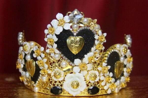 3183 Set Of Baroque Red Rose Black Heart Crystals Crown+ Earrings - Image 7