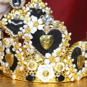 3183 Set Of Baroque Red Rose Black Heart Crystals Crown+ Earrings