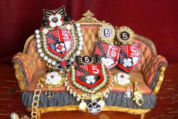 3632 Byzantine Madam Coco Huge Unusual Shield Crystal Bracelet - Image 6