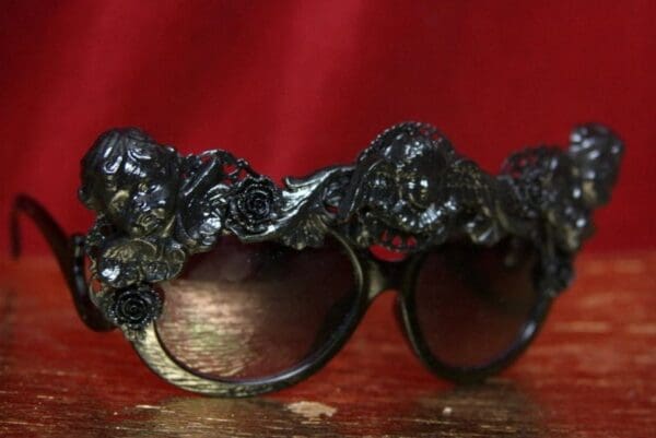3893 Baroque Embellished Hand Painted Enamel Cherubs Angels Sunglasses - Image 4