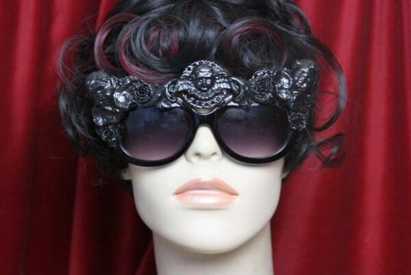 3893 Baroque Embellished Hand Painted Enamel Cherubs Angels Sunglasses - Image 7