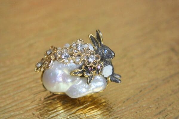 SOLD! 4150 Genuine Baroque Huge Pearl Rabbit Sterling Silver Adjustable Cocktail Huge Ring - Image 3