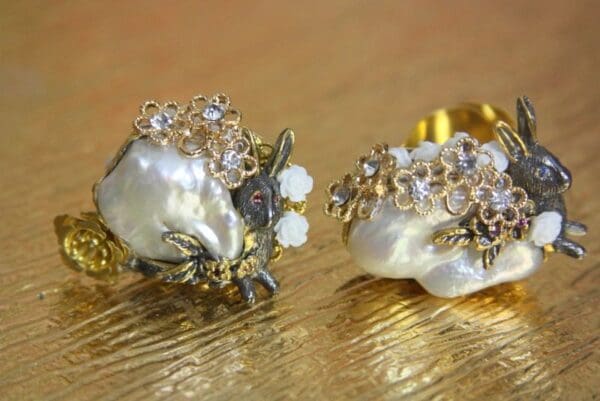 SOLD! 4150 Genuine Baroque Huge Pearl Rabbit Sterling Silver Adjustable Cocktail Huge Ring - Image 5