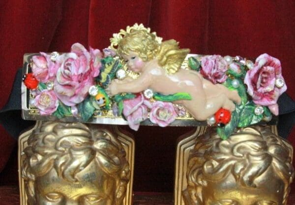 A close up of the statue on top of the table