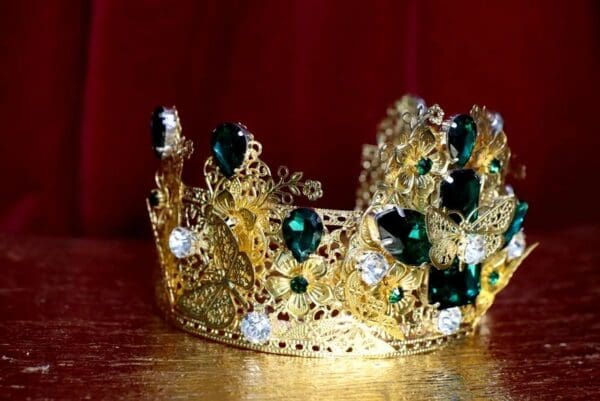 4553 Baroque Green Crystal Gold Leaf Butterfly Flower Crown Headband - Image 3