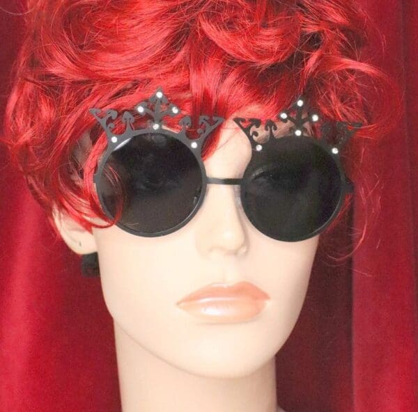 4821 Baroque Elegant Crown Black Sunglasses - Image 4