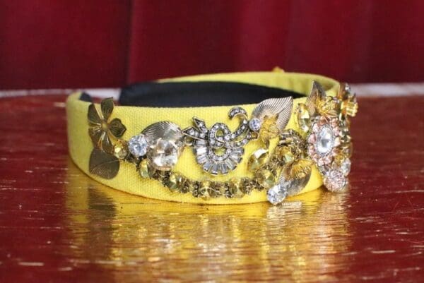 5282 Baroque Elegant Gold Yellow Embellished Flower Headband - Image 6