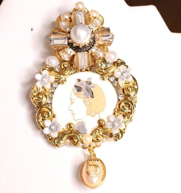 5313 Byzantine Madam Coco Portrait Crystal Top Massive Brooch - Image 5
