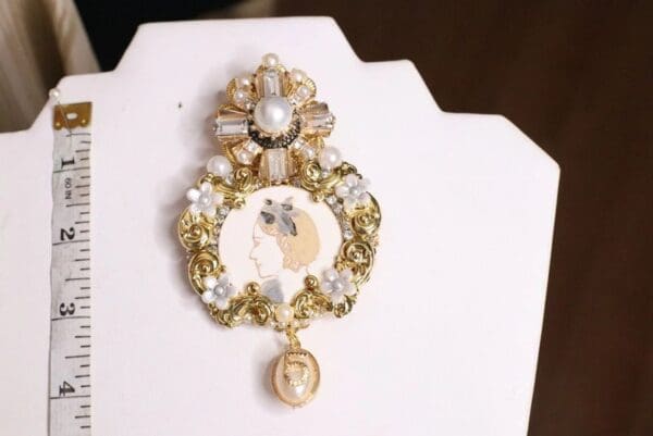 5313 Byzantine Madam Coco Portrait Crystal Top Massive Brooch - Image 6