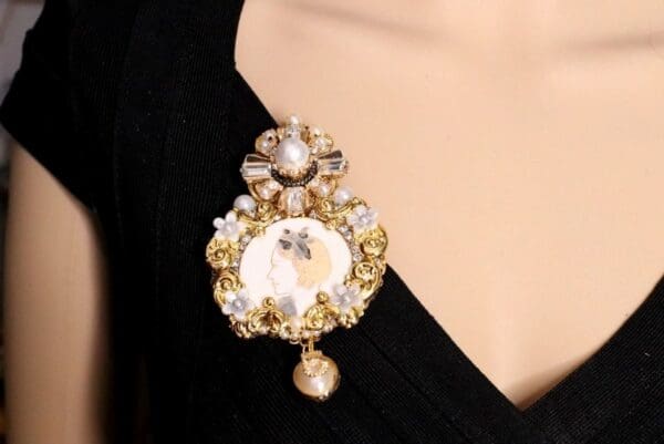 5313 Byzantine Madam Coco Portrait Crystal Top Massive Brooch - Image 9