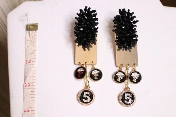 5546 Elegant Number 5 Charms Black Beaded Gold Mirror Earrings - Image 6