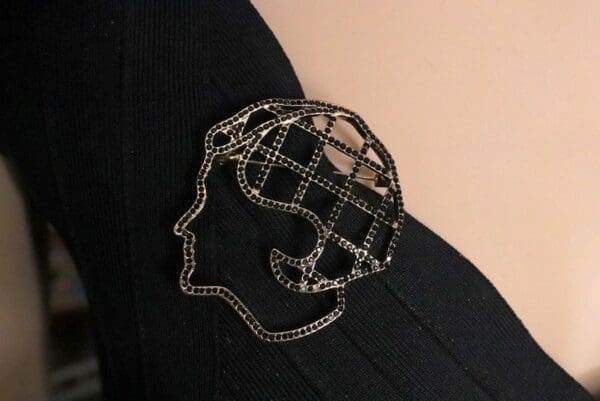 5856 Madam Coco Portrait Elegant Black Rhinestone Massive Brooch - Image 5