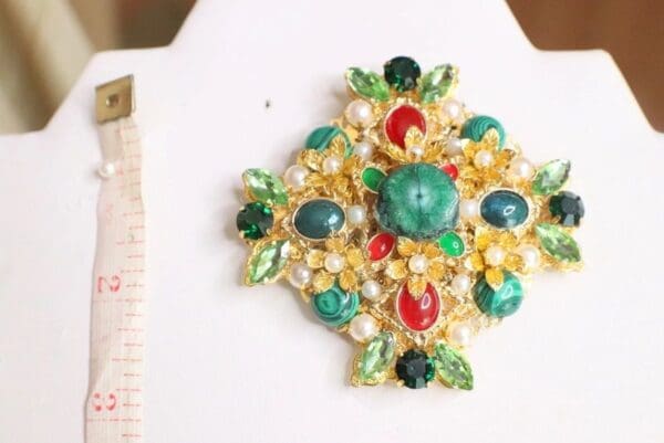 5950 Baroque Genuine Malachite Massive Classic Brooch - Image 6