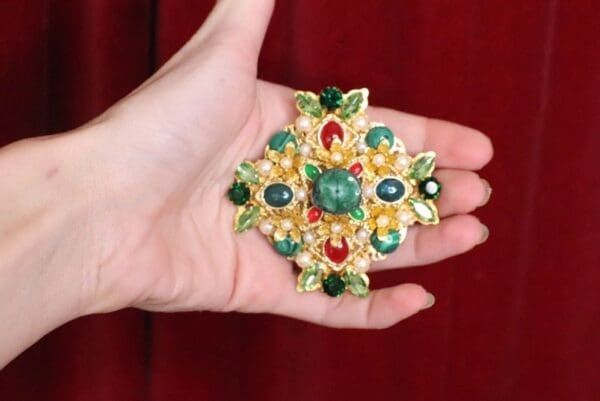 5950 Baroque Genuine Malachite Massive Classic Brooch - Image 8