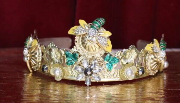 6072 Baroque Runway Enamel Bee Rhinestone Headband