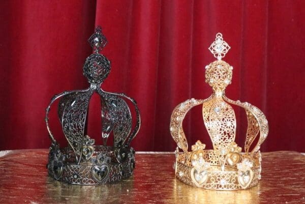 5246 Baroque Royal 2 Colors Round Full Crown