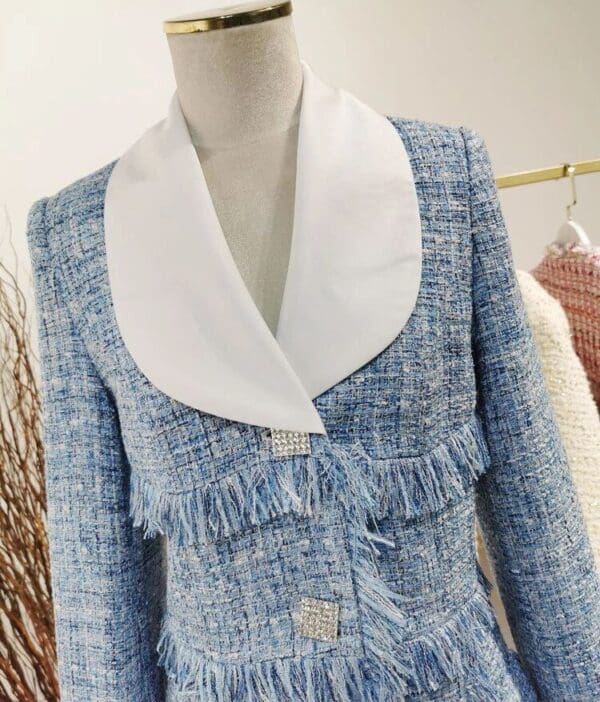 6696 Runway 2020 Tweed Coco Blue Gold Thread Buttons Fringe Long Blazer - Image 5
