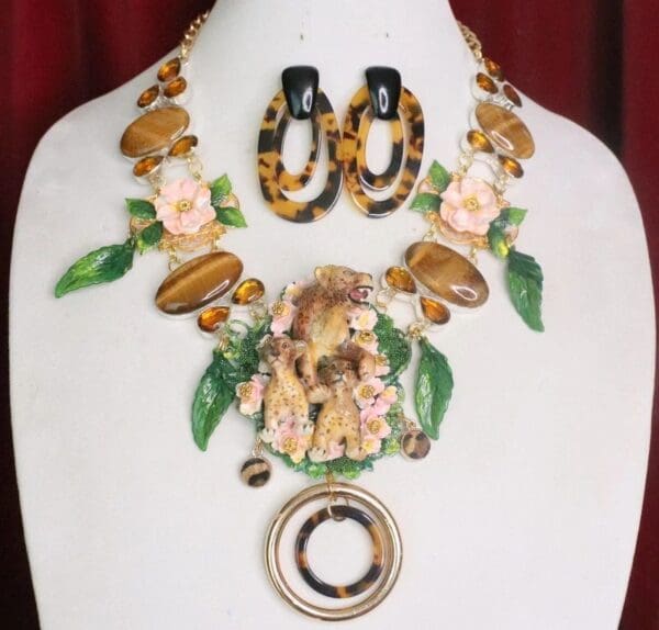 7349 Set Of Art Jewelry Vivid Leopard Family Genuine Tiger Eye Gemstones Hand Painted Necklace+ Earrings