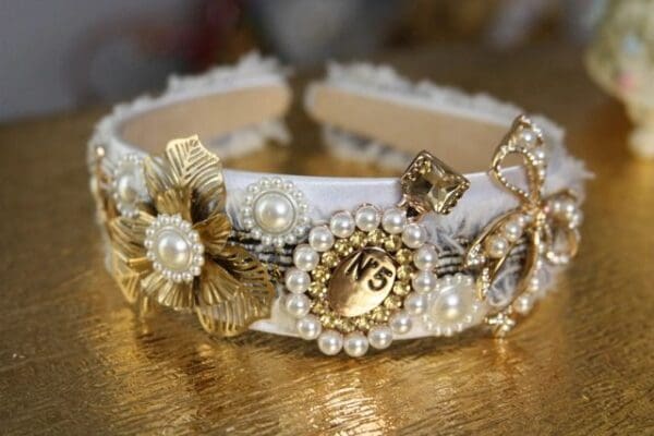 888 Madam Coco Twid Embellished Brooches Rhinestone White Headband - Image 2
