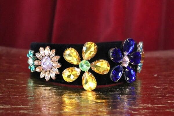 7483 Baroque Crystal Flower Elegant Headband - Image 2