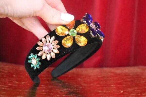 7483 Baroque Crystal Flower Elegant Headband - Image 5