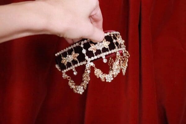 7677 Baroque Dangle Rhinestones Wine Red Elegant Headband - Image 3