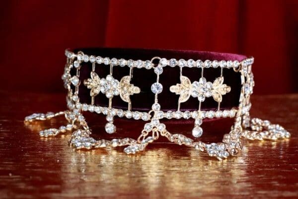 7677 Baroque Dangle Rhinestones Wine Red Elegant Headband - Image 4