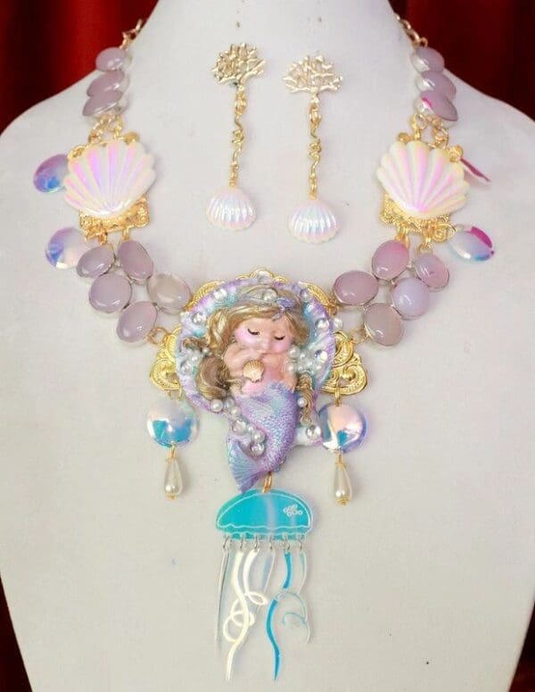 7692 Set Of Nautical Sleeping Mermaid Genuine Chalcedony Gemstones Necklace+ Earrings - Image 2