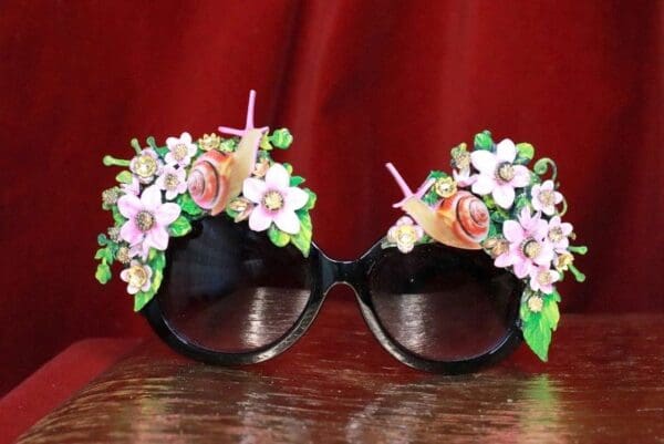 SOLD! 7842 Baroque Hand Painted Adorable 3D Effect Snails Flowers Embellished Sunglasses - Image 3