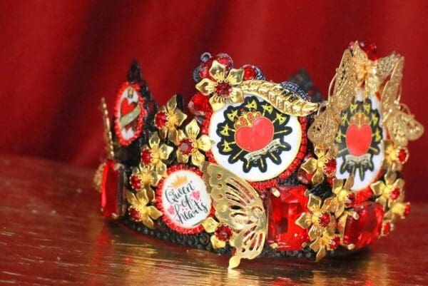 7970 Set Of Halloween Queen Of Hearts Headband+ Earrings - Image 3
