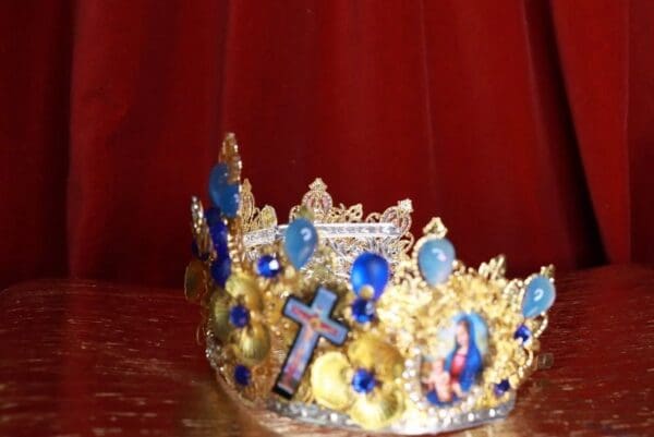 8592 Virgin Mary Madonna Blue Cameos Crown Tall Headband - Image 3