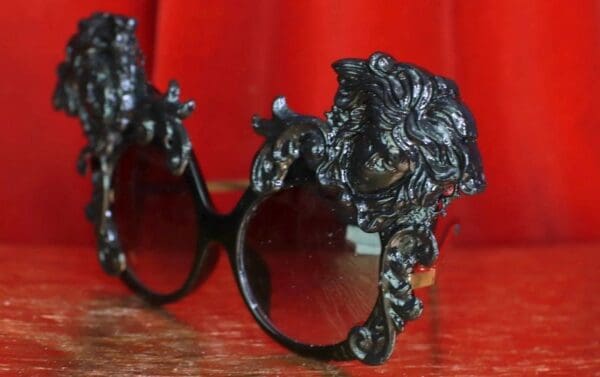 8637 Baroque Faces Black Architect Embellished Sunglasses - Image 4