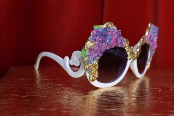 8772 Baroque Lilac flower Cherubs Hand Painted Embellished Embellished Sunglasses - Image 3