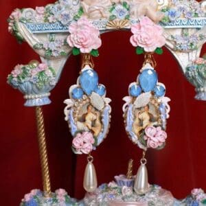 A close up of a pair of earrings