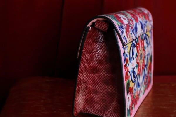 A close up of the side of a purse