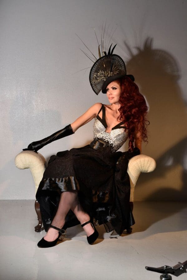8445 Photosession Performance Dramatic Black Headwear Head Piece - Image 3