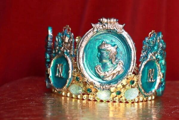 8968 Art Deco Malachite Effect Cameos Emperor Gold Crown Headband - Image 2