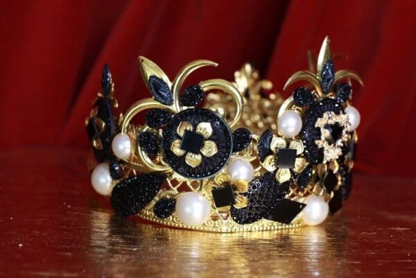 9597 Baroque Black Rhinestones Statement Headband - Image 3