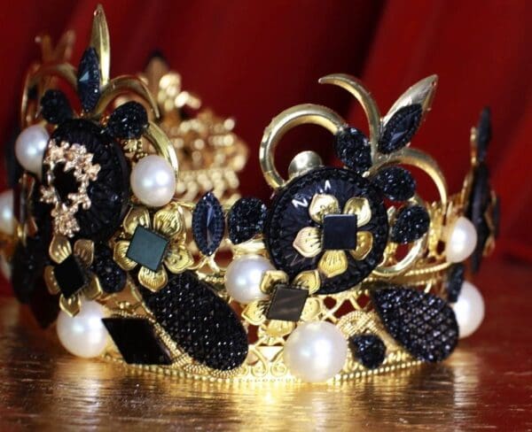 9597 Baroque Black Rhinestones Statement Headband - Image 4