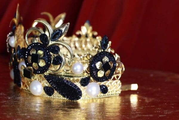 9597 Baroque Black Rhinestones Statement Headband - Image 5